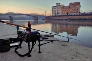 Postazione feeder street fishing